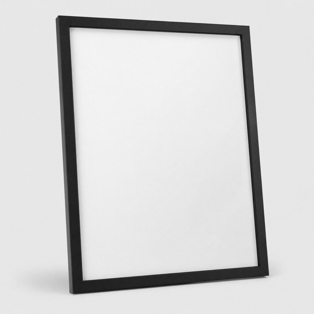 Cadre photo cinquante par soixante-cinq centimètres noir sur fond gris clair