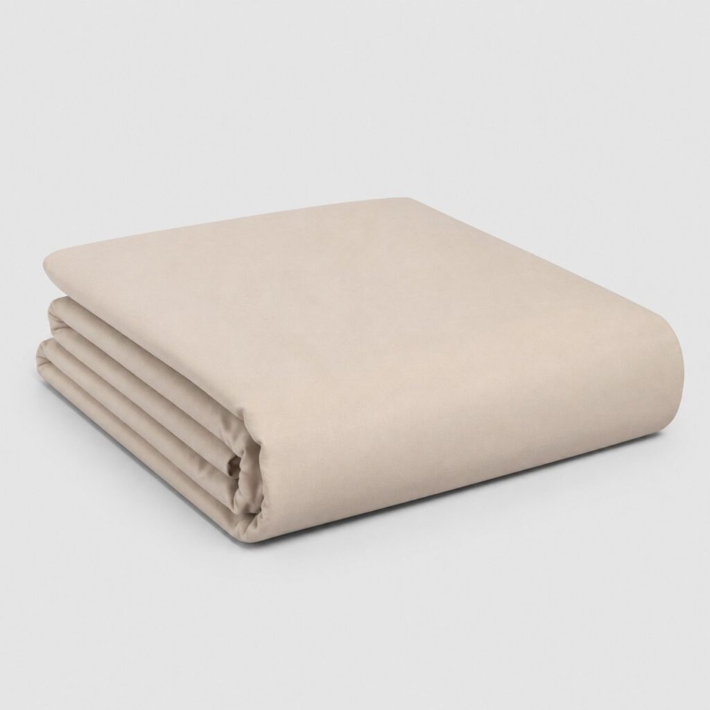 Housse de couette beige unie en 220x240 sur fond gris clair